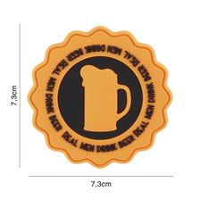 Embleem 3D PVC Real Men Drink Beer #9115 oranje