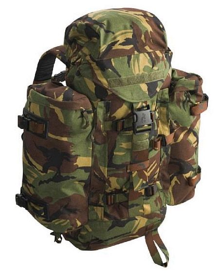 Strike of 60 liter in Nederlandse camo goed gebruikt / flets