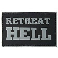 Embleem 3D PVC 'Retreat Hell' zwart